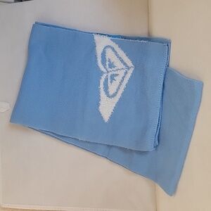 NEW - ROXY WINTER NECK SCARF - 54"